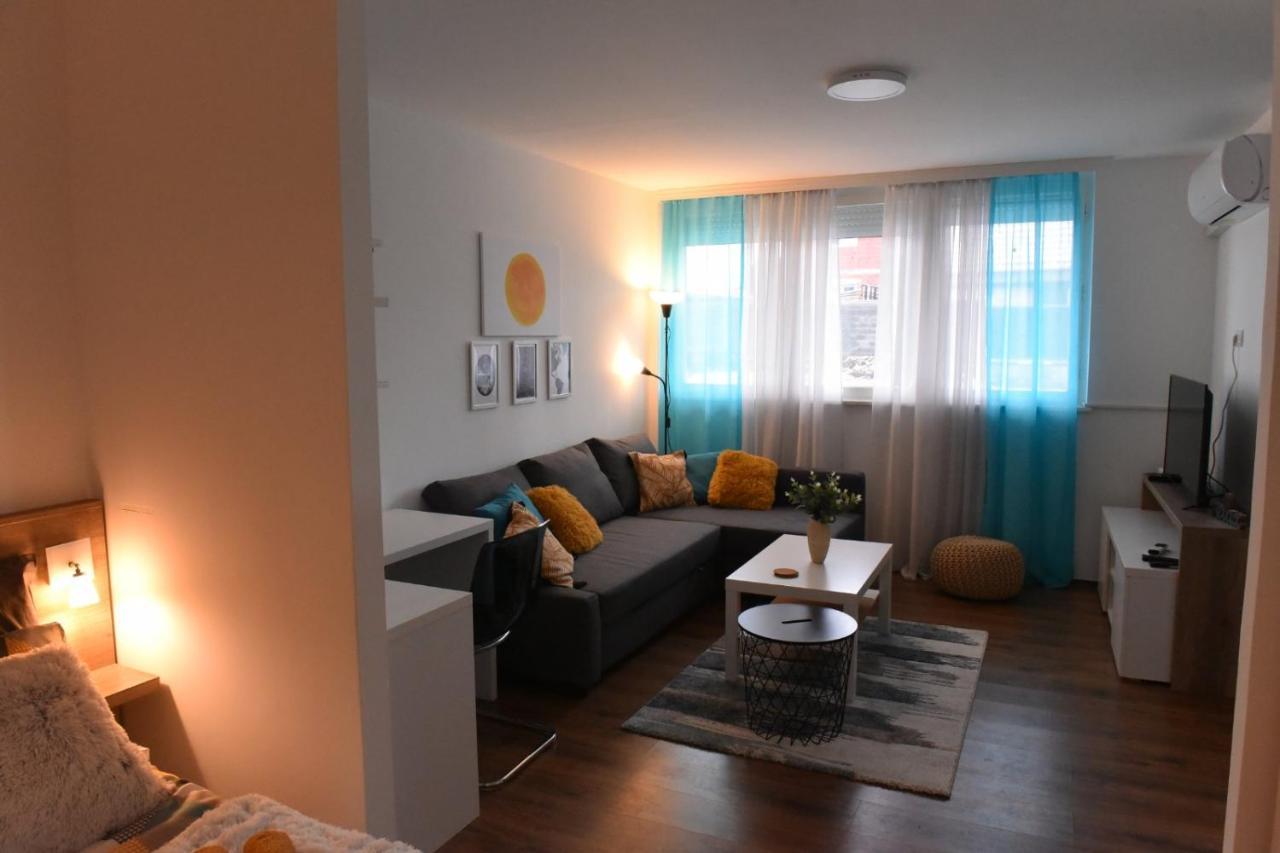 Central Apartment Cuprija Exterior photo